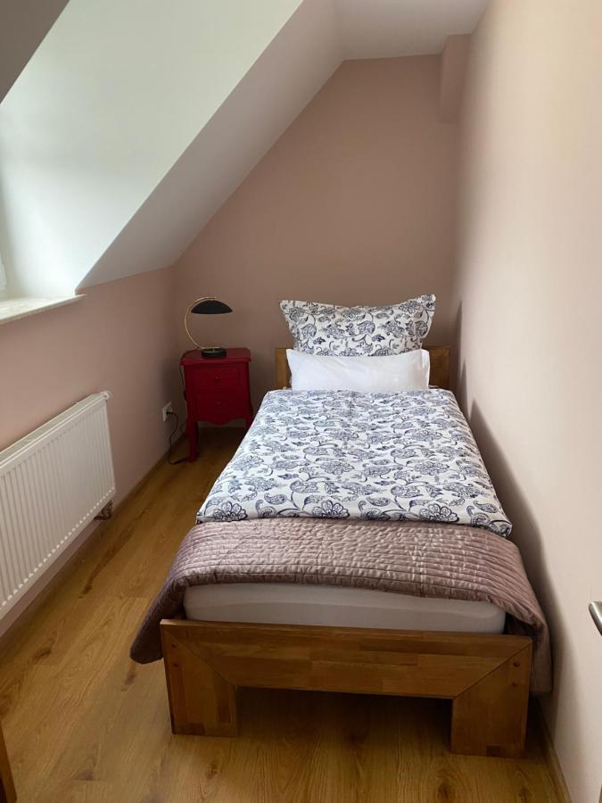 Schöne drei Raumwohnung. Hell,stilvoll, gemütlich. Borna Exterior foto
